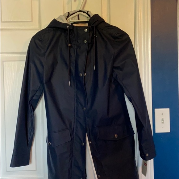 Levi’s raincoat - Picture 3 of 3
